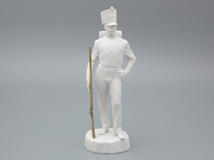 Скульптура  Рядовой русской пехоты Николая I, в подарочной упаковке, рисунок Белый бисквит, арт 81.33426.00.1, 