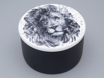 Шкатулка в подарочной упаковке, форма Идиллия, рисунок Тотем. Лев арт. 81.31592.00.1