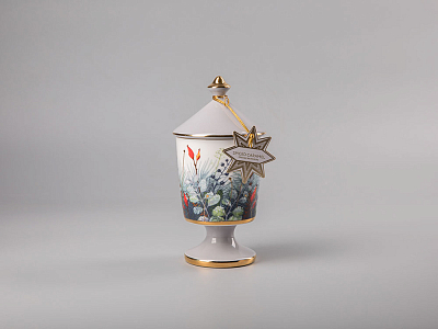 Свеча ароматическая в подарочной упаковке, форма Идиллия рисунок Календа аромат Пряная карамель арт. 81.31003.00.1