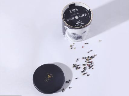 Свеча ароматическая в подарочной упаковке, рисунок Тотем. Медведь аромат Черный перец арт. 81.31597.00.1, 