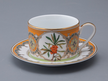 Чашка с блюдцем 250 мл в подарочной упаковке форма Соло рисунок Облепиха сибирская, арт. 81.33948.00.1