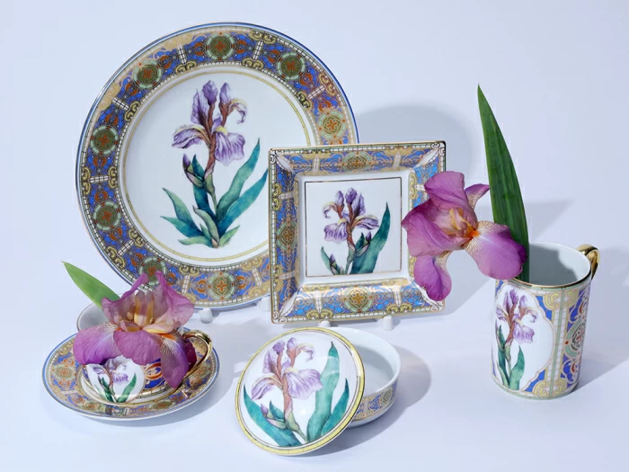 Чашка с блюдцем 250 мл в подарочной упаковке форма Соло, рисунок Нежный Ирис, арт. 81.32657.00.1, 