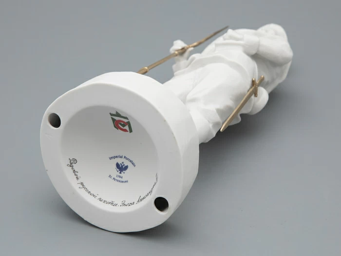 Скульптура Рядовой эпохи Александра III, в подарочной упаковке, рисунок Белый бисквит, арт 81.33430.00.1, 