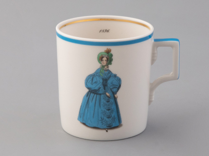 Чашка с блюдцем чайная 220 мл форма Гербовая рисунок Modes de Paris 1836 арт. 81.25417.00.1, 