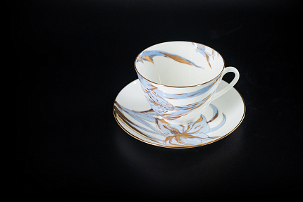 Чашка с блюдцем Любимые Цветы Модерна, на форме Весенняя, арт 61.21000.00.1