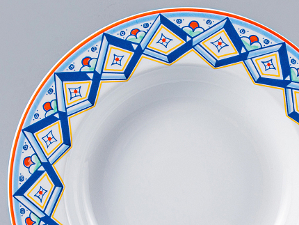 Тарелка форма Европейская 225 мм рисунок Высоцкая. Rosso, арт. 80.37143.00.1