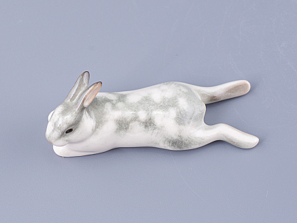 Скульптура Кролик лежебока серый арт. 82.68949.00.1