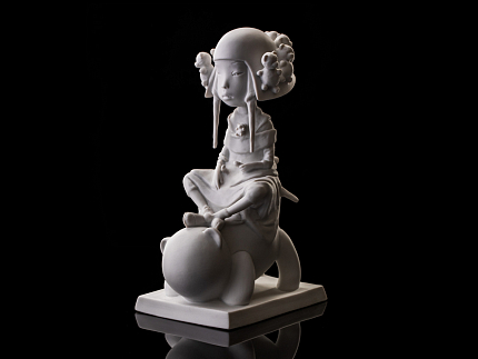 Скульптура Мишка и Лотос, Белый бисквит, в подарочной упаковке, арт. 81.32920.00.1