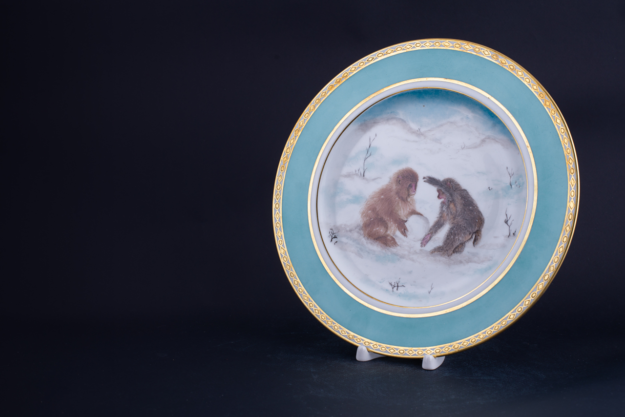 Декоративная тарелка Японские Макаки, на форме Mazarin, арт 60.03554.00.2, 