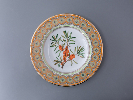 Тарелка декоративная 270 мм в подарочной упаковке форма Европейская рисунок Облепиха сибирская, арт. 81.33947.00.1