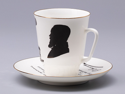 Чашка с блюдцем 165 мл форма Майская рисунок Русские писатели Достоевский, арт. 81.31158.00.1