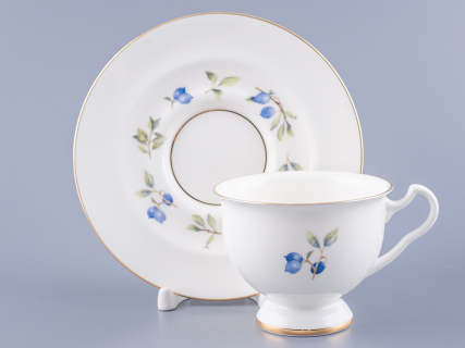 Чашка с блюдцем чайная форма Айседора рисунок Голубика арт. 81.26752.00.1, 