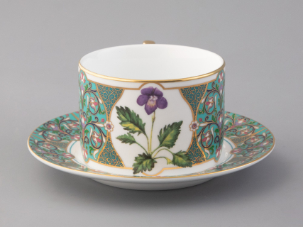 Чашка с блюдцем 250 мл в подарочной упаковке форма Соло, рисунок, Фиалка надрезанная, арт. 81.32656.00.1, 