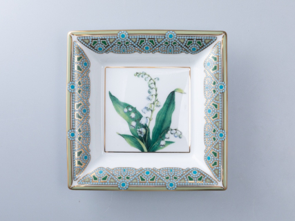 Подставка для мелочей в подарочной упаковке, форма Квадратная, рисунок Ландыш Майский, арт 81.34213.00.1, 