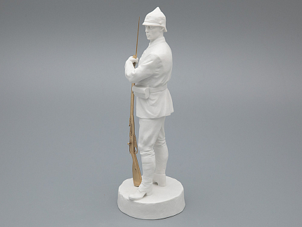 Скульптура Красноармеец Белый, в подарочной упаковке, рисунок Белый бисквит, арт 81.33427.00.1