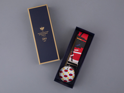 Брелок подвеска в подарочной упаковке, форма Круг, рисунок Суетон 1, арт 81.33235.00.1