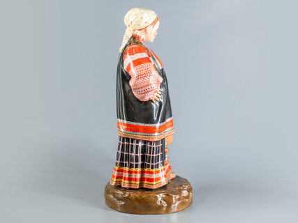 Скульптура Народности России. Тульская женщина, арт. 82.90936.00.1, 