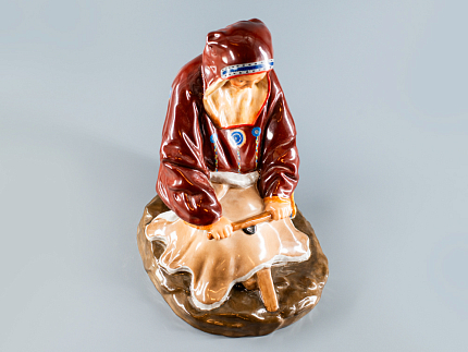 Скульптура Народности России Корякская женщина арт. 82.76796.00.1