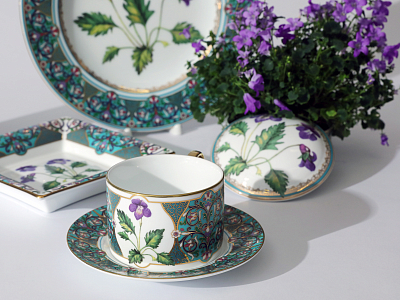 Чашка с блюдцем 250 мл в подарочной упаковке форма Соло, рисунок, Фиалка надрезанная, арт. 81.32656.00.1