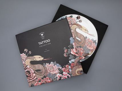 Тарелка декоративная 310мм в подарочной упаковке, форма Восточная, рисунок Tattoo SERPENTA (Татуировка Змея), арт. 81.32801.00.1, 