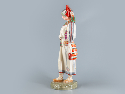 Скульптура Народности России Мордовка племени мокша арт. 82.66477.00.1, 