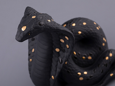 Скульптура форма Кобра, большой размер, в подарочной упаковке, рисунок Черное золото, арт. 81.32914.00.1