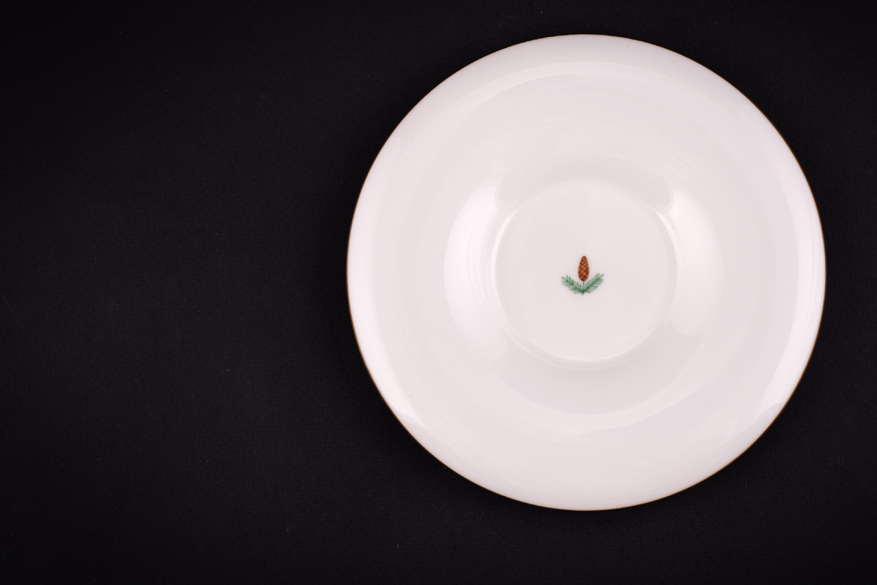 Чашка с блюдцем кофейная 115  мл., форма Юлия, рисунок Конфета Мишка, арт 61.21050.00.1, 