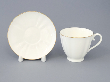 Чашка с блюдцем чайная 200 мл форма Гвоздика рисунок Золотой кантик арт. 81.13929.00.1, 