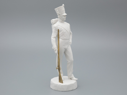 Скульптура  Рядовой русской пехоты Николая I, в подарочной упаковке, рисунок Белый бисквит, арт 81.33426.00.1, 