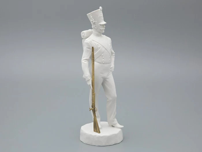 Скульптура  Рядовой русской пехоты Николая I, в подарочной упаковке, рисунок Белый бисквит, арт 81.33426.00.1, 