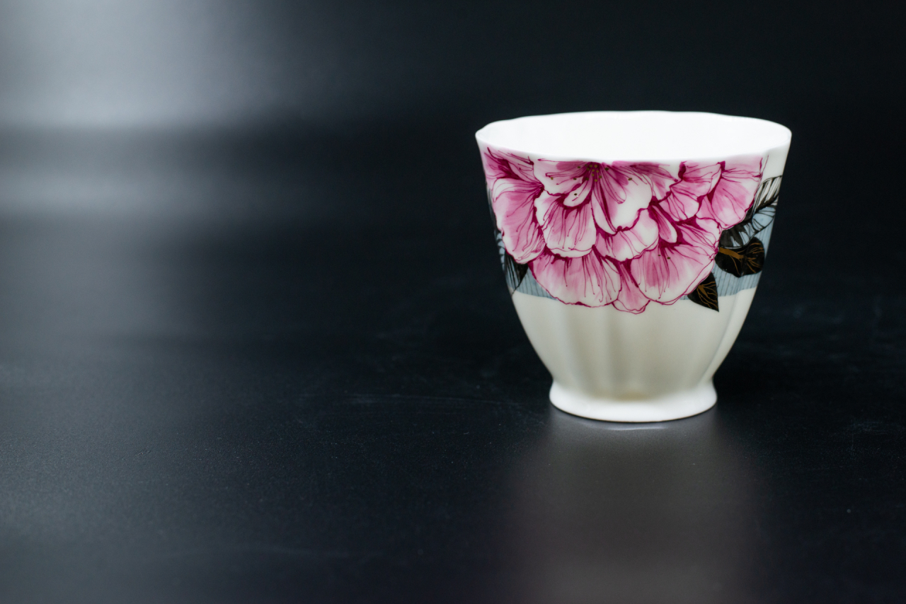 Чашка с блюдцем Серая Роза, на форме Гвоздика, арт 61.20990.00.1, 