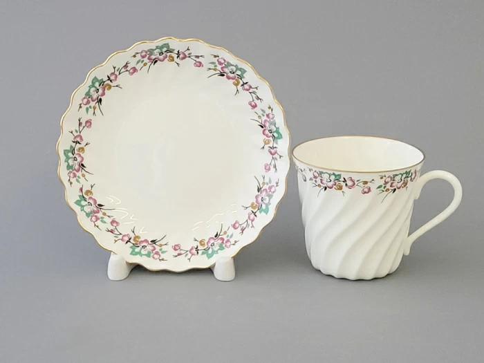 Чашка с блюдцем кофейная 155 мл.,  форма Витая,  рисунок Весенний арт. 81.13951.00.1, 