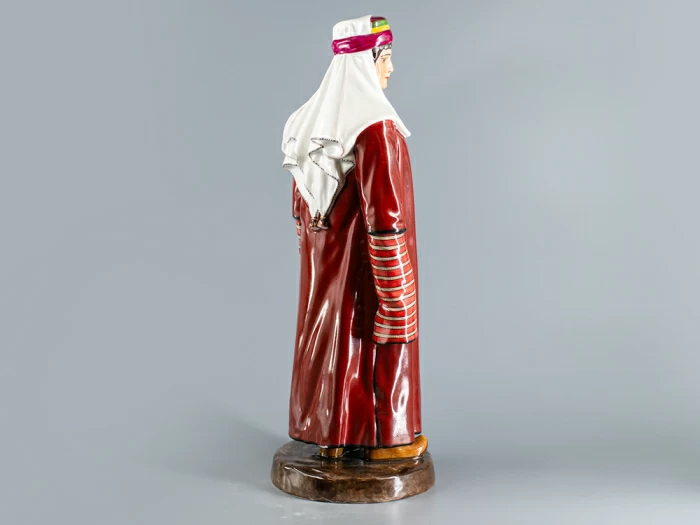 Скульптура Народности России Курдская женщина арт. 82.69850.00.1, 