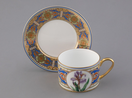 Чашка с блюдцем 250 мл в подарочной упаковке форма Соло, рисунок Нежный Ирис, арт. 81.32657.00.1, 