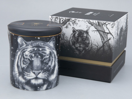Свеча ароматическая в подарочной упаковке, рисунок Тотем.Тигр аромат Снежный Тигр арт. 81.30081.00.1, 