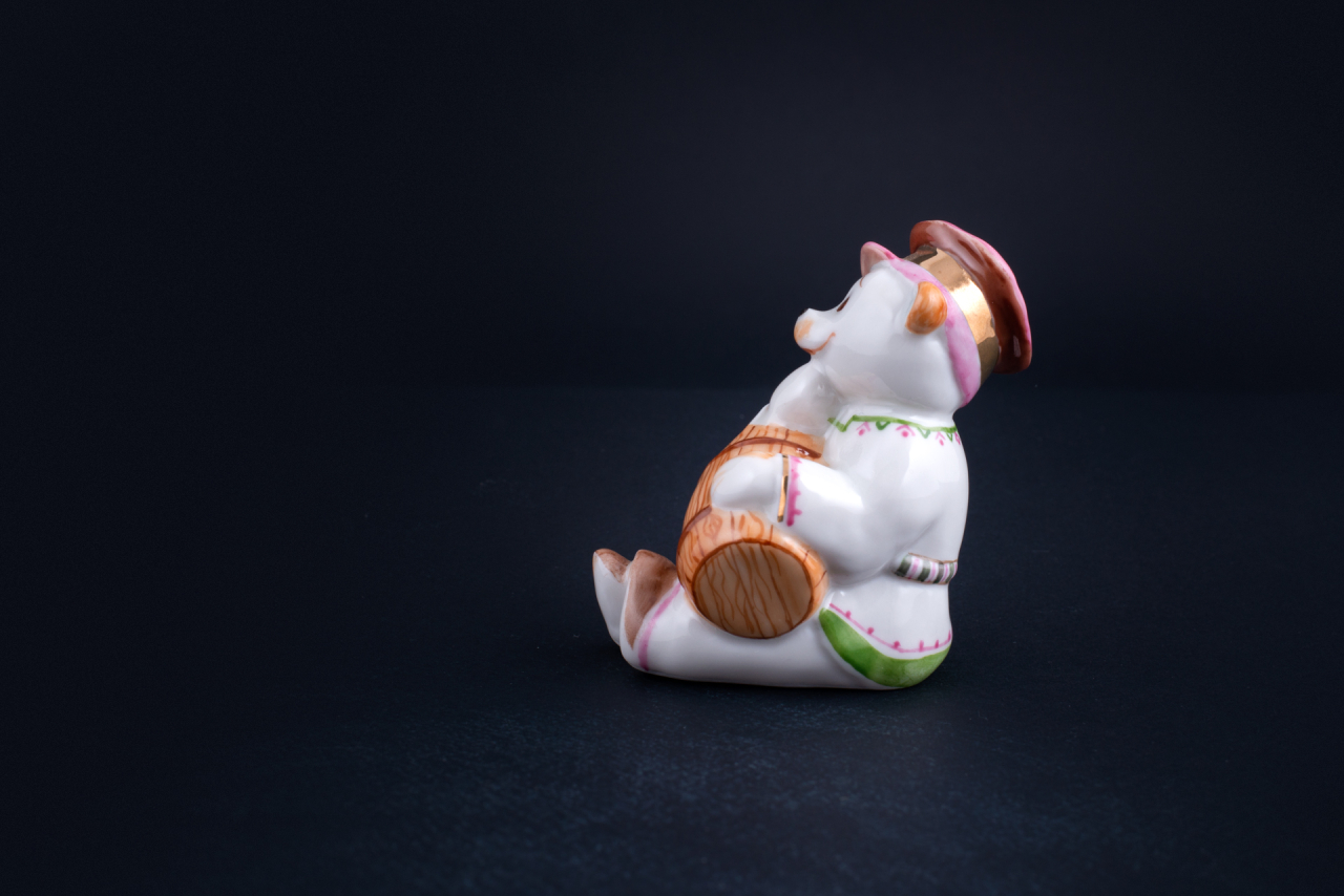 Скульптура Медвежонок с бочонком, рисунок Сластена, арт 62.10195.00.5, 