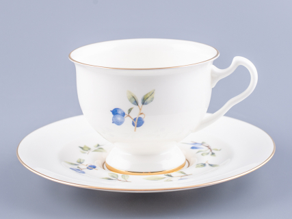 Чашка с блюдцем чайная форма Айседора рисунок Голубика арт. 81.26752.00.1, 