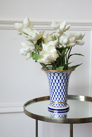 Фарфоровые вазы